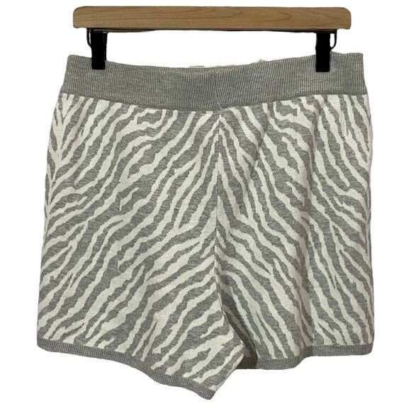 NWOT Anthro Dolan Left Coast Collection Trudy Knit Short - Gray/White - Medium - Picture 3 of 15